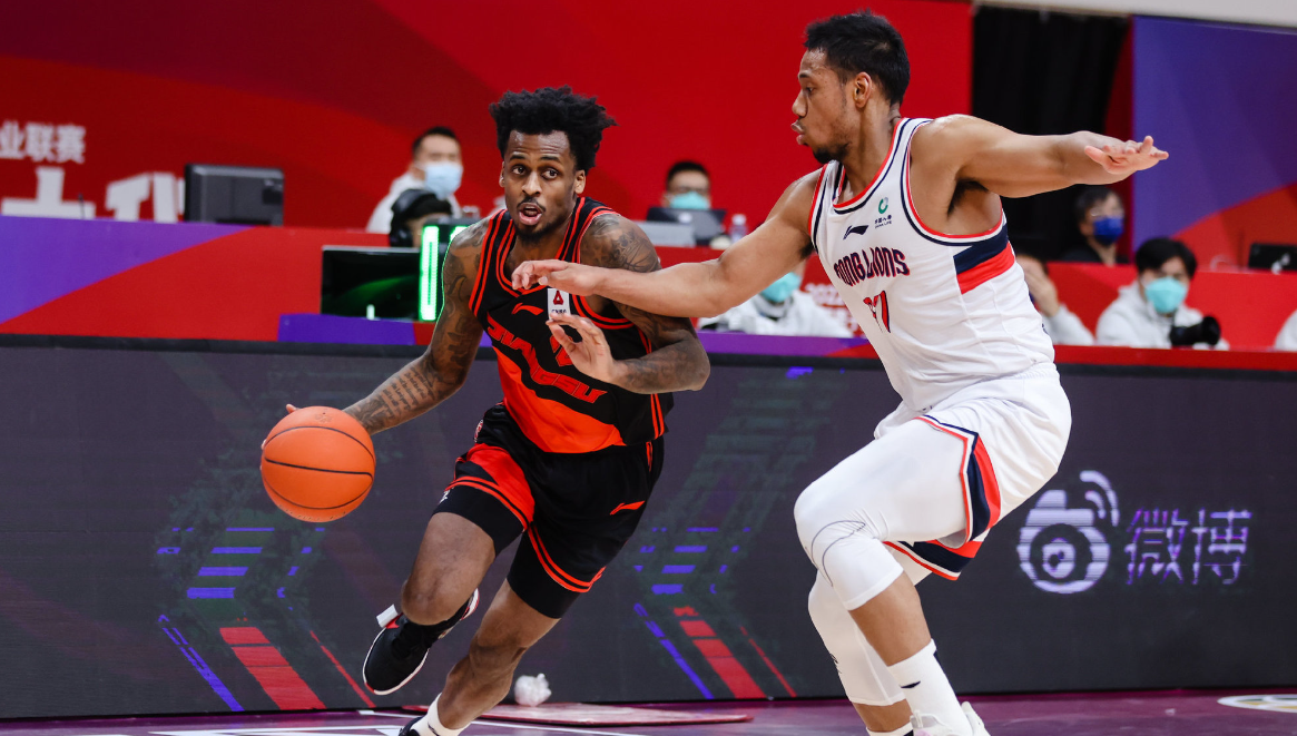 星空体育官方入口-前CBA外援3年前对广东涉嫌赌球 辽篮旧将三分10中8队友不传球给他