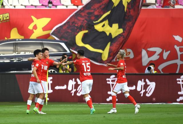 星空体育平台-逆转取胜广州队缓解压力 伤员回归卡帅赞许洛国富